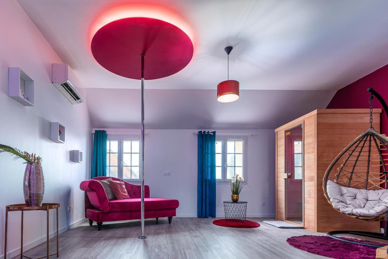 Suite L'Echappee: Romantic Spa Retreat with Private Sauna Pezarches Exterior photo